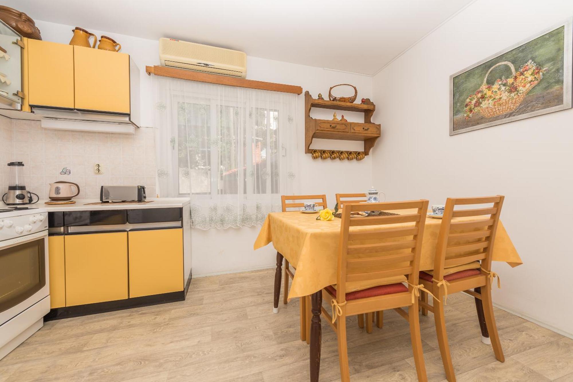 Apartment Marica I Ivo 3